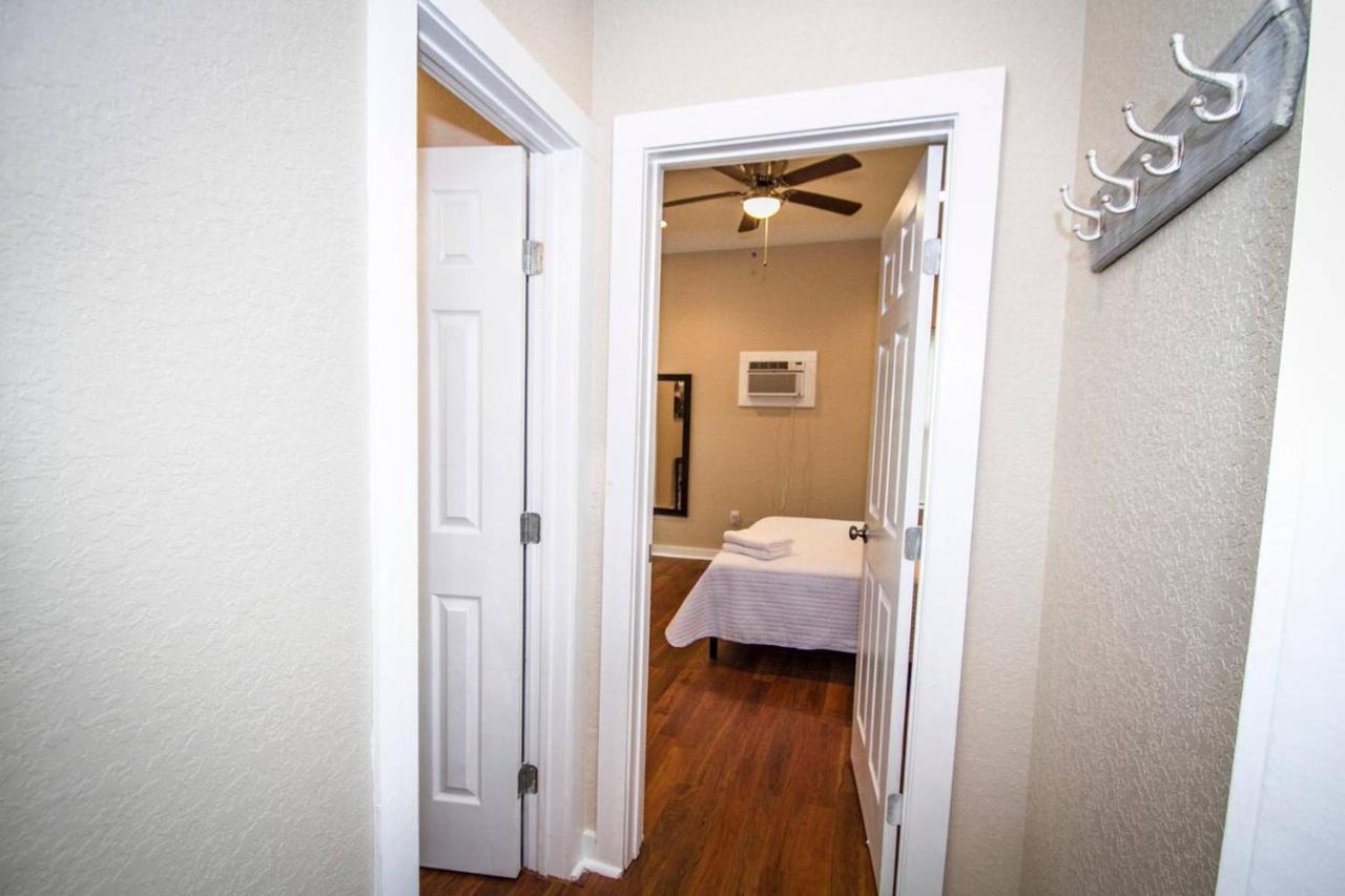 Douglas Way Remodeled House Near Downtown 1Ba/1Ba San Antonio Eksteriør billede