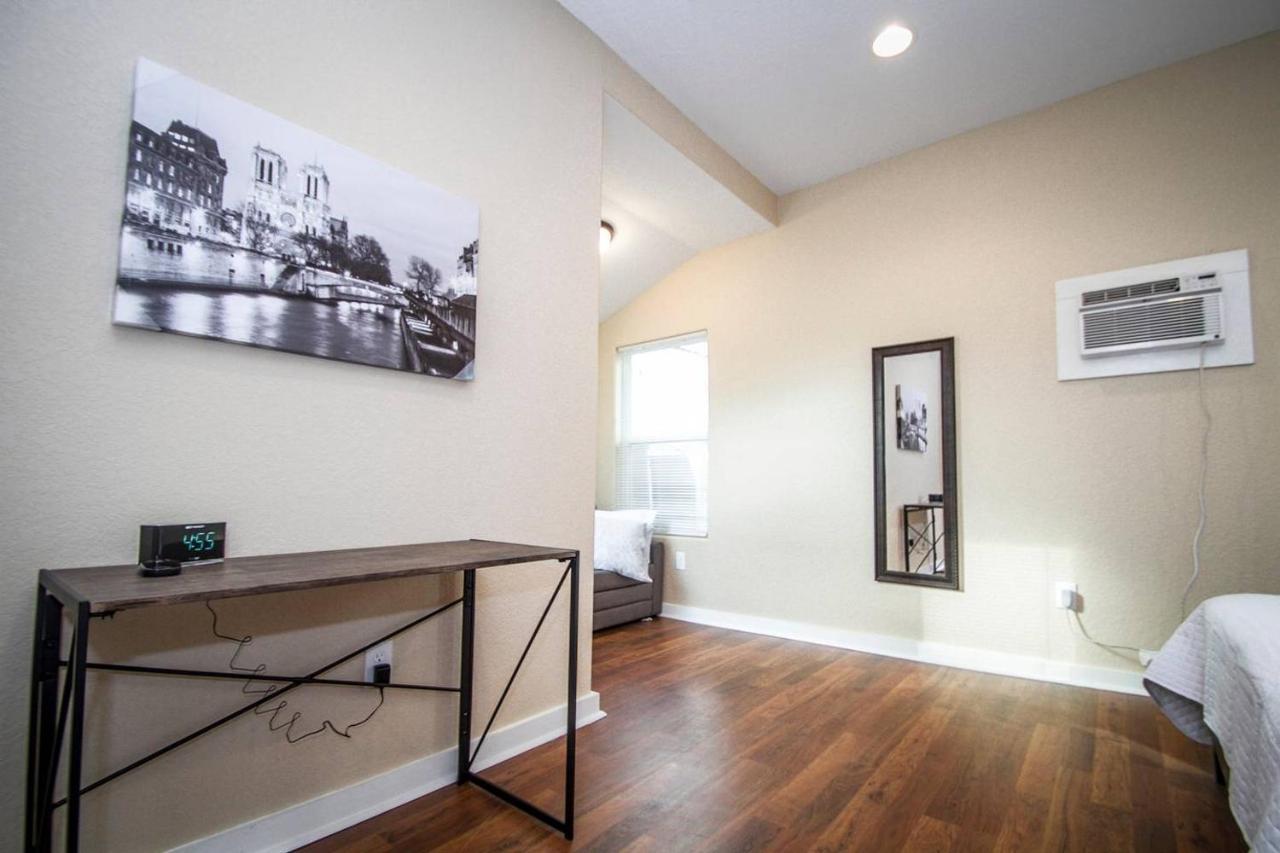 Douglas Way Remodeled House Near Downtown 1Ba/1Ba San Antonio Eksteriør billede