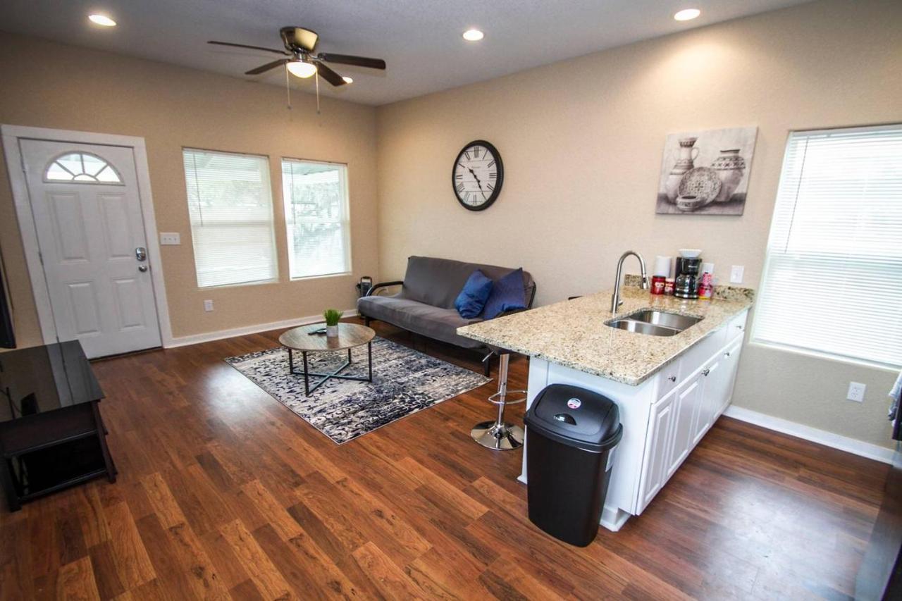 Douglas Way Remodeled House Near Downtown 1Ba/1Ba San Antonio Eksteriør billede